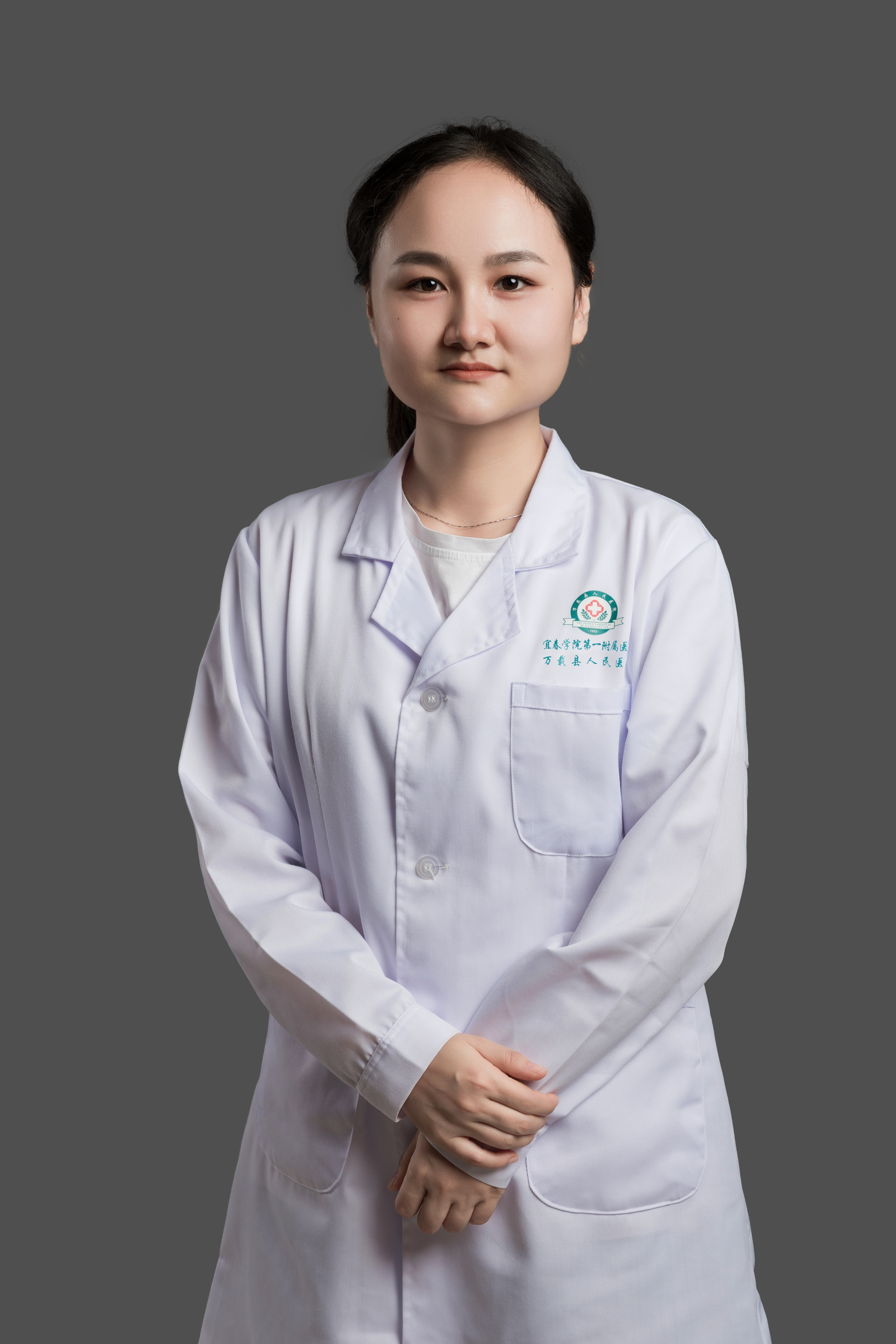 龙颖婷